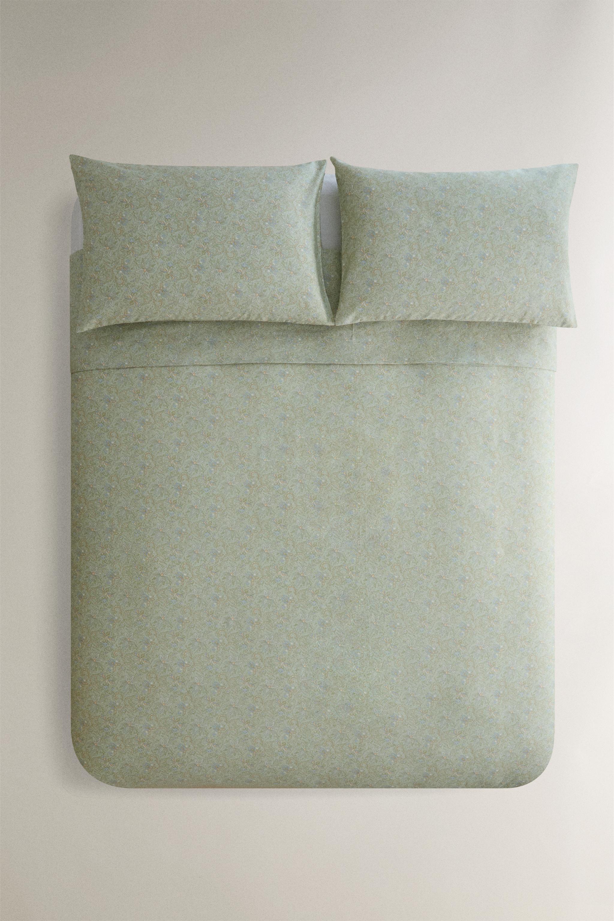 COUETTE SATIN MOTIF CACHEMIRE